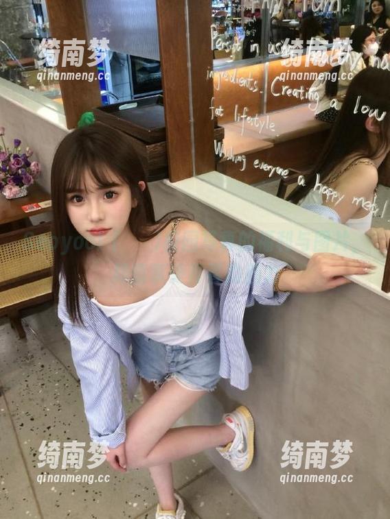 Seoyool (서율)校园写真的福利与图片，尽情享受青春的魅力